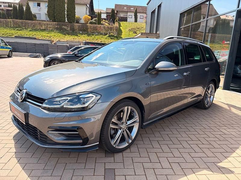 Second-hand VW Golf VII Join 150 CP (110 kW) 2019 Gri Break