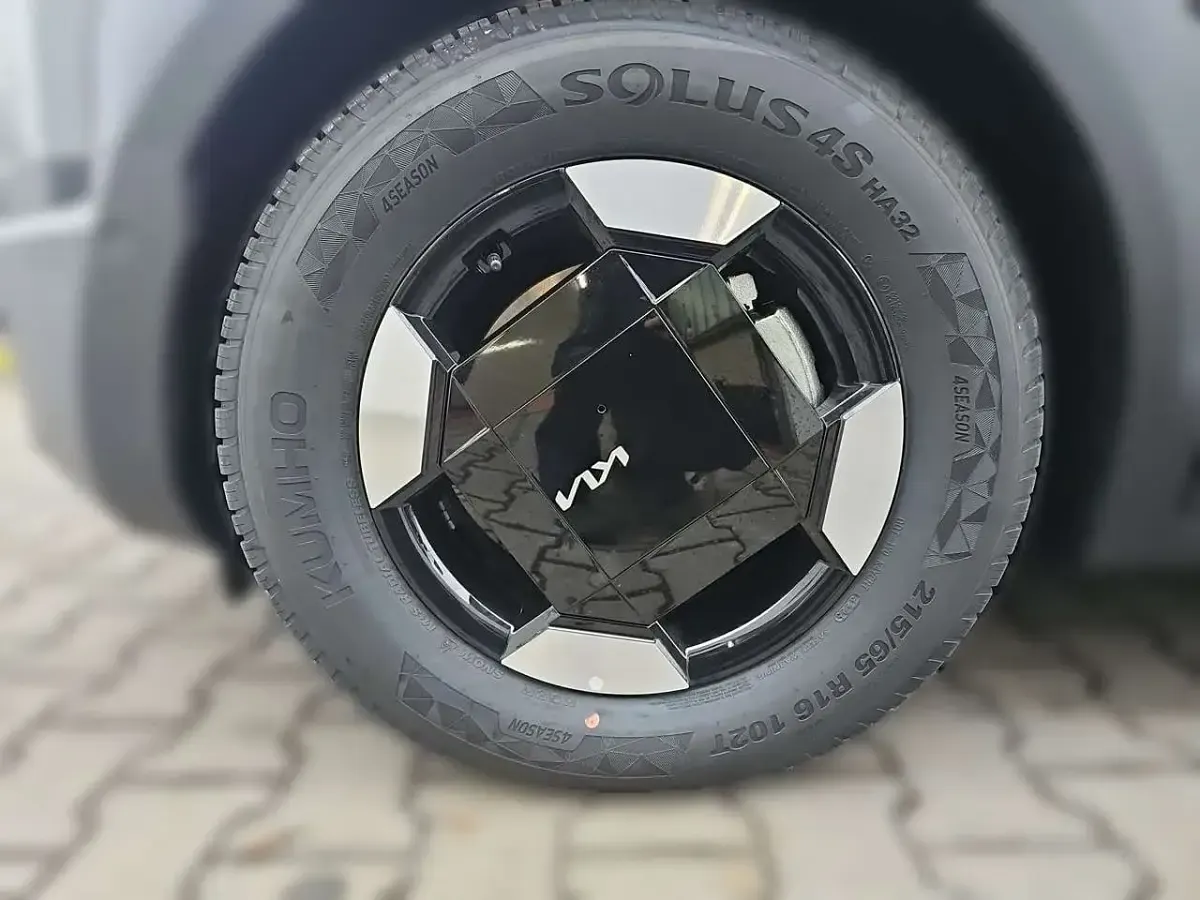 Gebraucht Kia PV5 119 kW (162 PS) 2025 Grau Van / Kleinbus