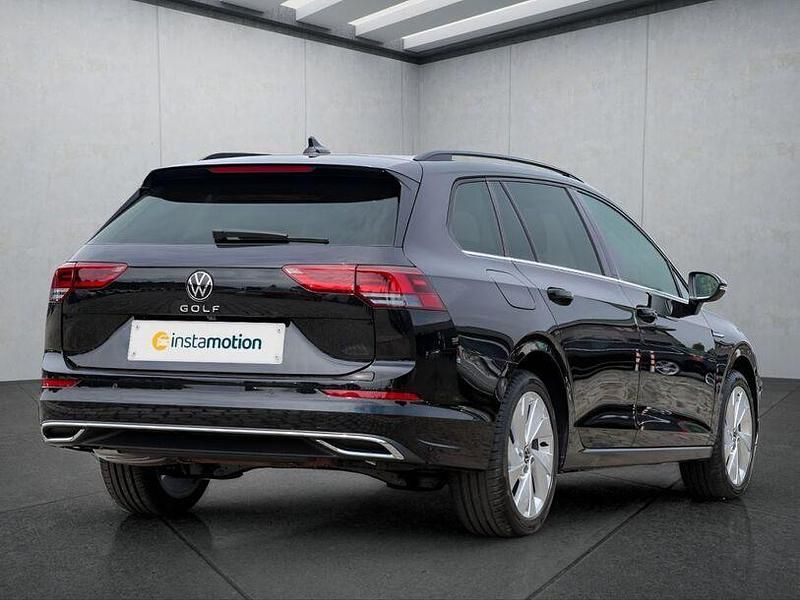 Gebraucht VW Golf VIII 150 PS (110 kW) 2024 Schwarz Kombi