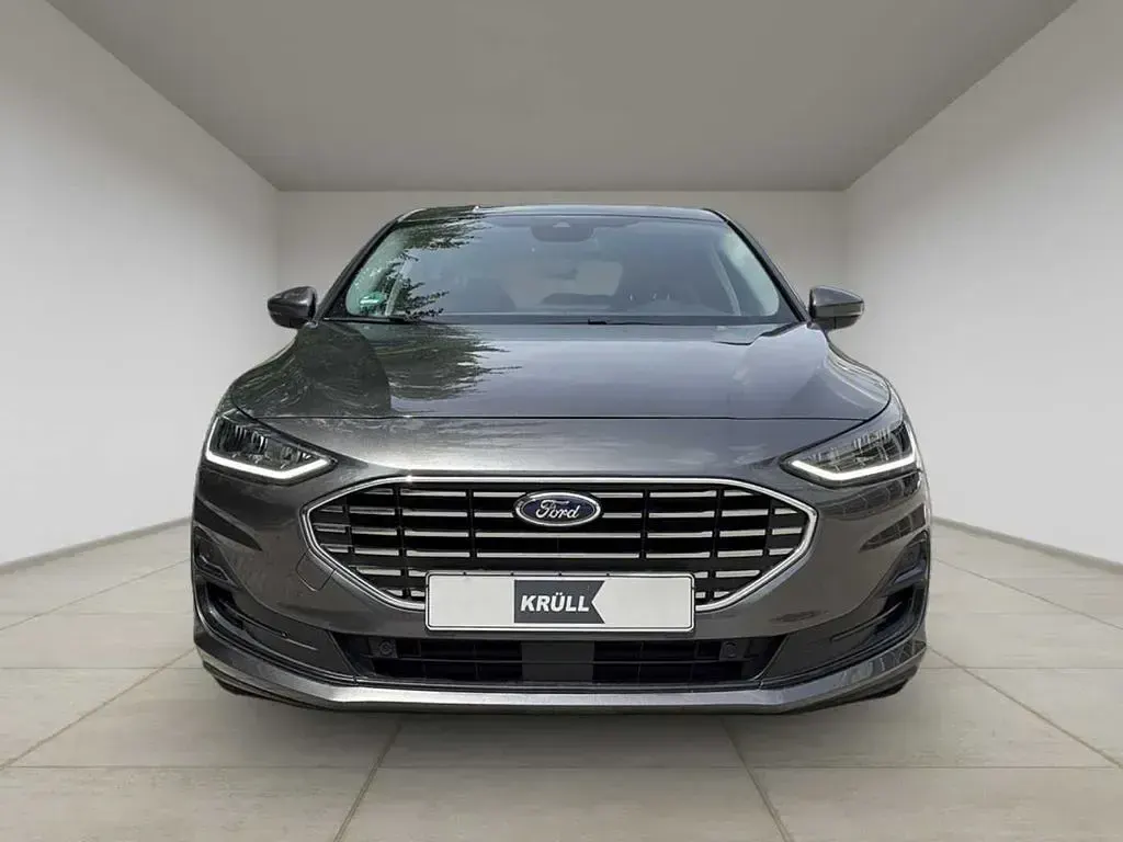 Gebraucht Ford Focus Titanium 125 PS (91 kW) 2022 Grau Limousine