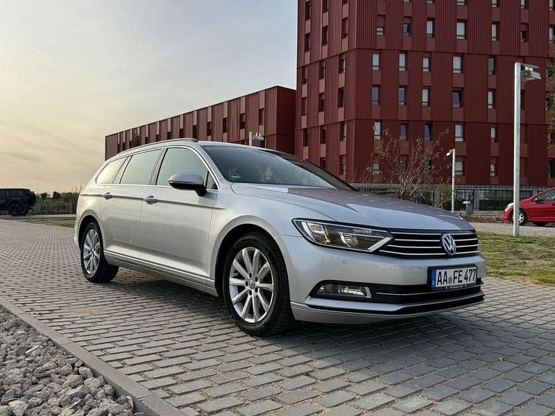 Gebraucht VW Passat 150 PS (110 kW) 2015 Silber Kombi