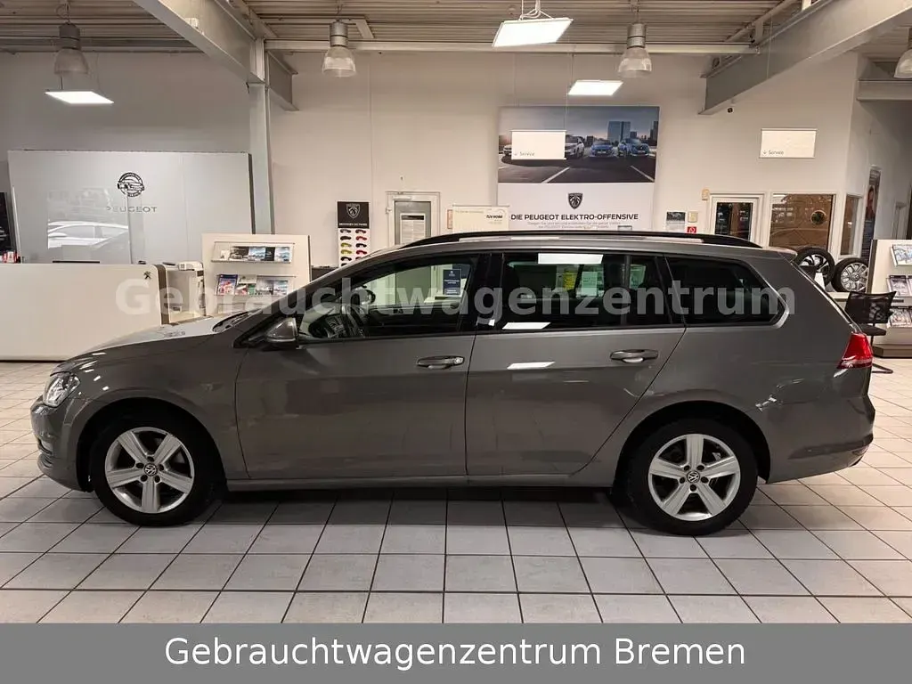 Gebraucht VW Golf VII Comfortline 105 PS (77 kW) 2013 Grau Kombi