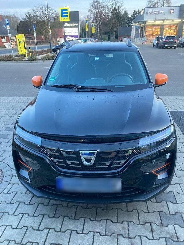 Gebraucht Dacia Spring Comfort Plus 33 kW (45 PS) 2022 Schwarz Kleinwagen