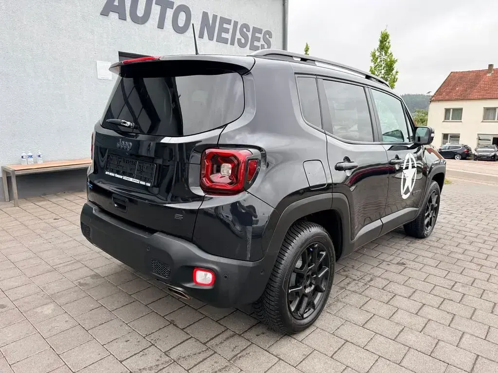 Gebraucht Jeep Renegade 179 PS (131 kW) 2021 Schwarz SUV