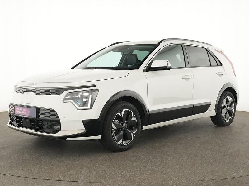 Schneeweiss Gebraucht 2023 Kia e-Niro Vision SUV | 24.821 € (Guter Preis) - Bild 1/4