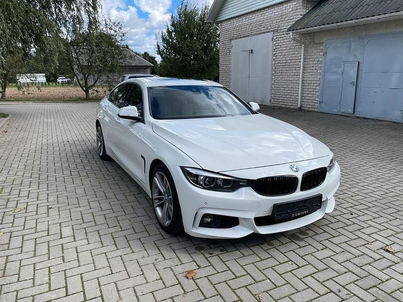 Weiß Gebraucht 2019 BMW 430 Gran Coupé Sport Line Coupé | 19.500 € - Bild 1/4