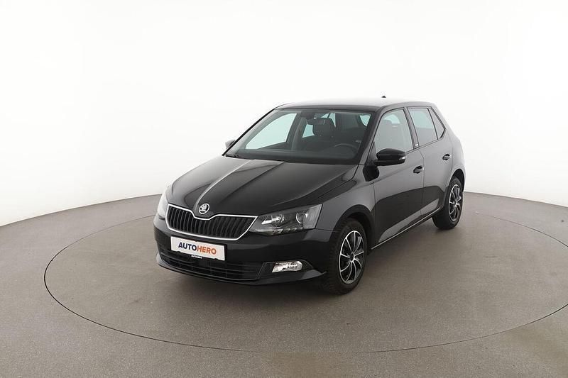 Schwarz Gebraucht 2016 Skoda Fabia Joy Limousine | 9.850 € (Fairer Preis) - Bild 1/3