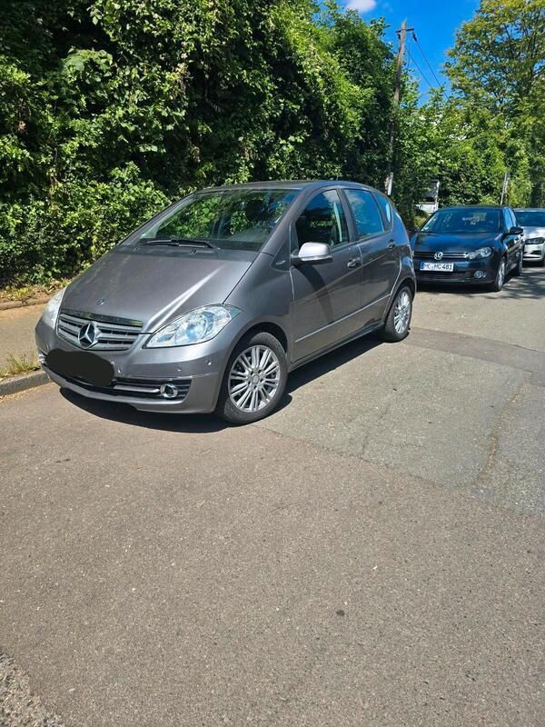 Gebraucht 2009 Mercedes A180 Limousine | 4.000 € (Guter Preis) - Bild 1/4