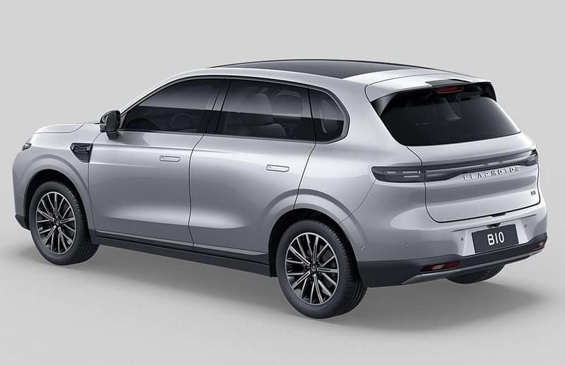 Neu Leapmotor B10 160 kW (218 PS) 2026 Galaxy silver SUV