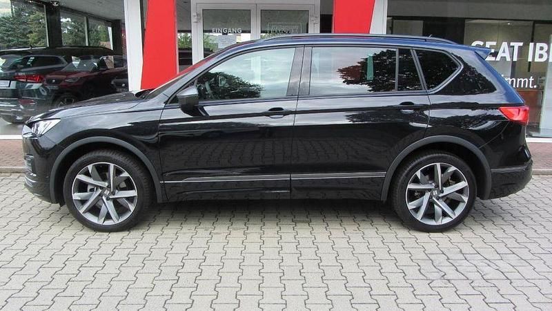 Gebraucht Seat Tarraco FR 150 PS (110 kW) 2023 Deep schwarz metallic SUV