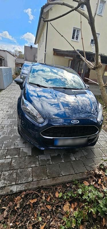 Gebraucht Ford Fiesta 60 PS (44 kW) 2017 Blau Kleinwagen
