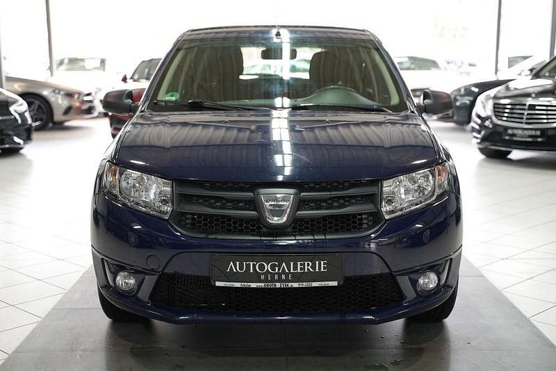 Gebraucht Dacia Sandero 75 PS (55 kW) 2014 Blau Limousine