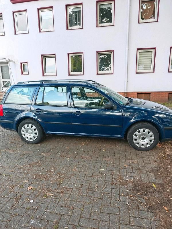 Gebraucht VW Golf IV 115 PS (84 kW) 2005 Blau Kombi