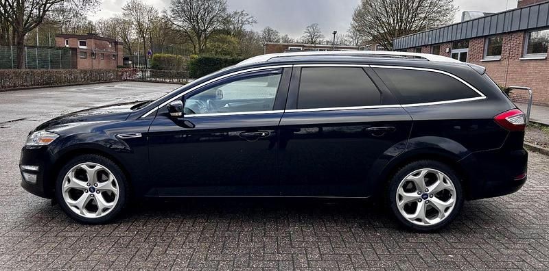Gebraucht Ford Mondeo Titanium 163 PS (119 kW) 2012 Schwarz Kombi