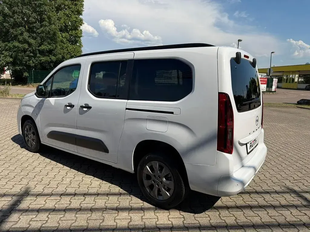 Neu Opel Combo Life Edition 131 PS (96 kW) 2026 Weiß Van / Kleinbus