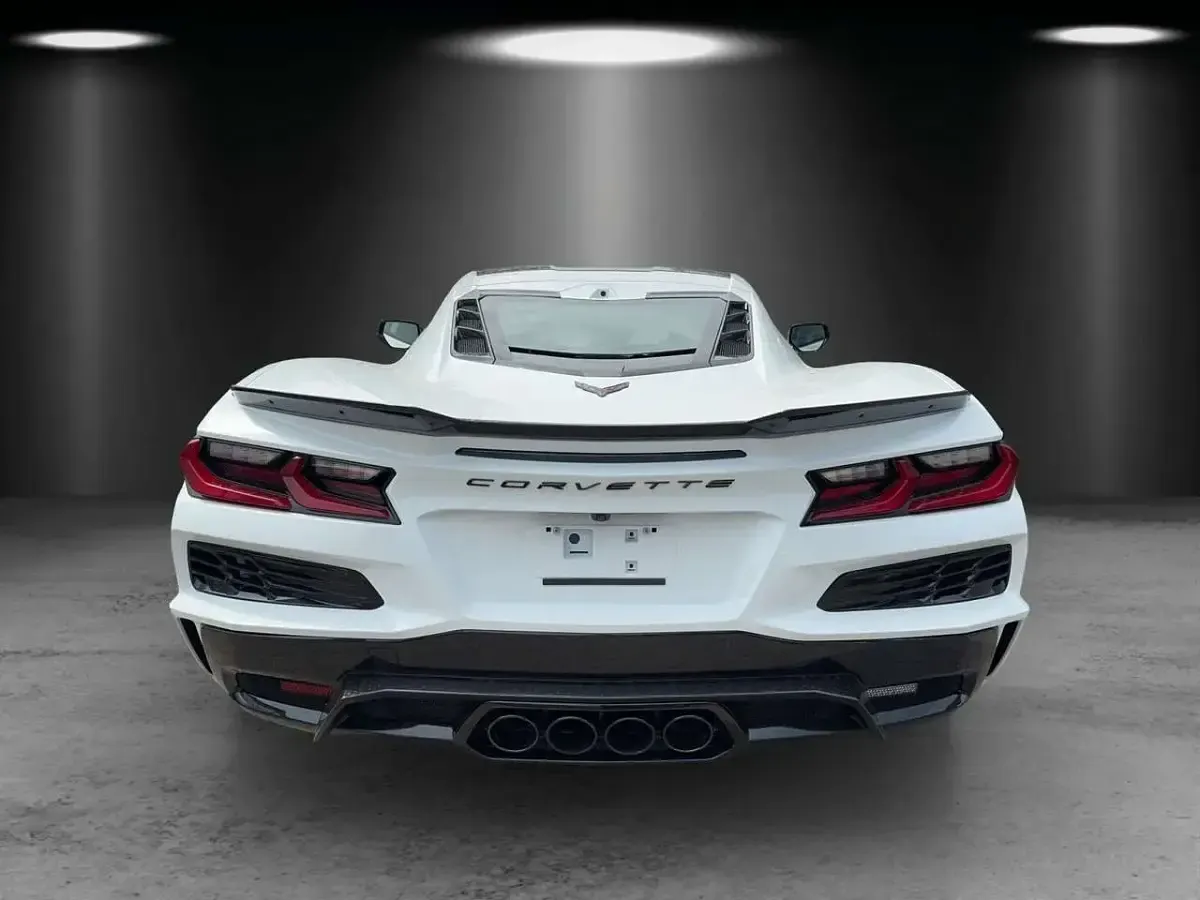 Gebraucht Corvette Z06 680 PS (500 kW) 2024 Arctic white Coupé