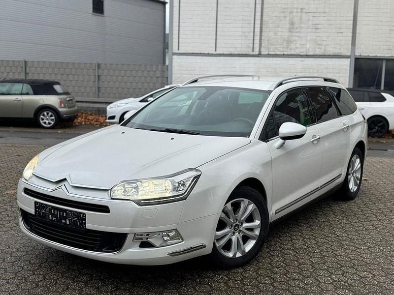 Weiß Gebraucht 2012 Citroën C5 Exclusive Kombi | 5.999 € (Fairer Preis) - Bild 1/4