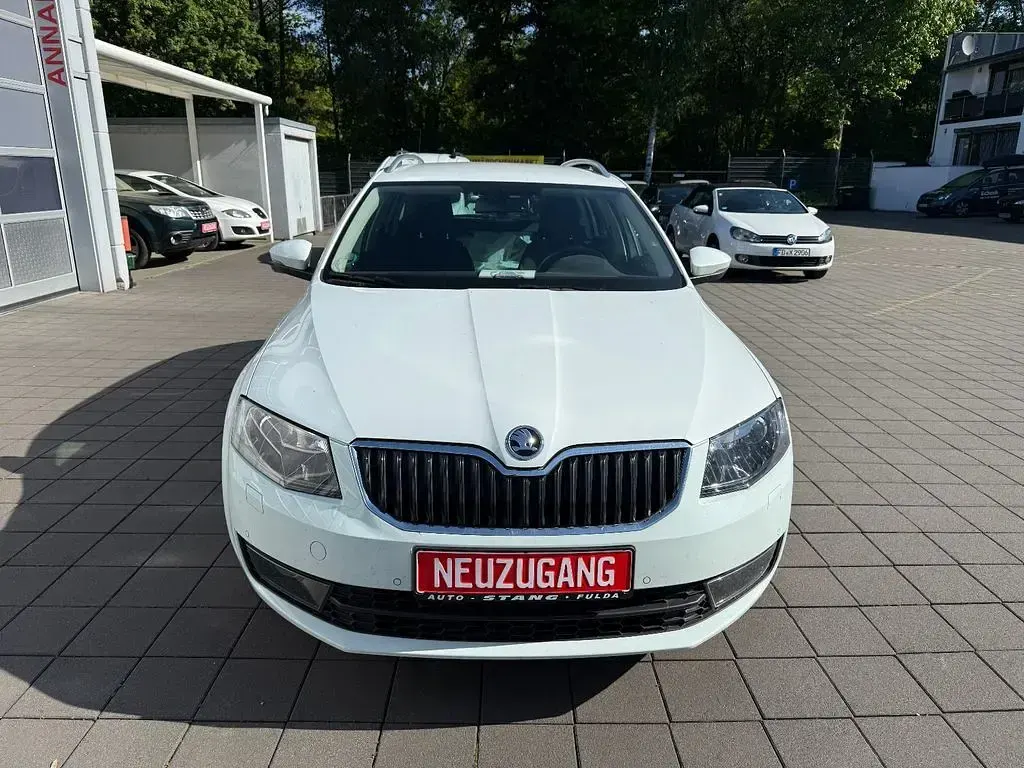 Brugt Skoda Octavia Joy 150 HK (110 kW) 2016 Hvid Stationcar