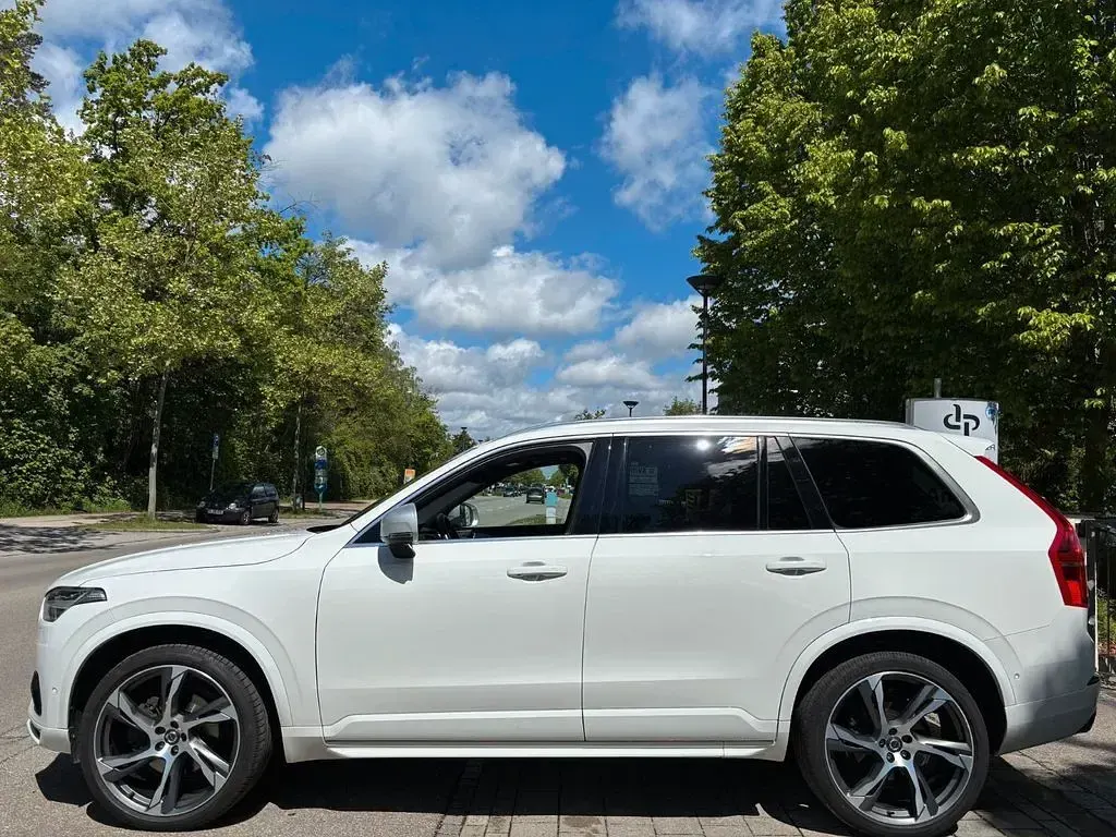 Gebraucht Volvo XC90 R-Design 235 PS (172 kW) 2018 Ice white, solid / solid SUV