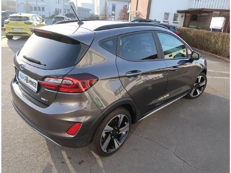 Gebraucht Ford Fiesta Active X 125 PS (91 kW) 2023 Magnetic grau met. Kleinwagen