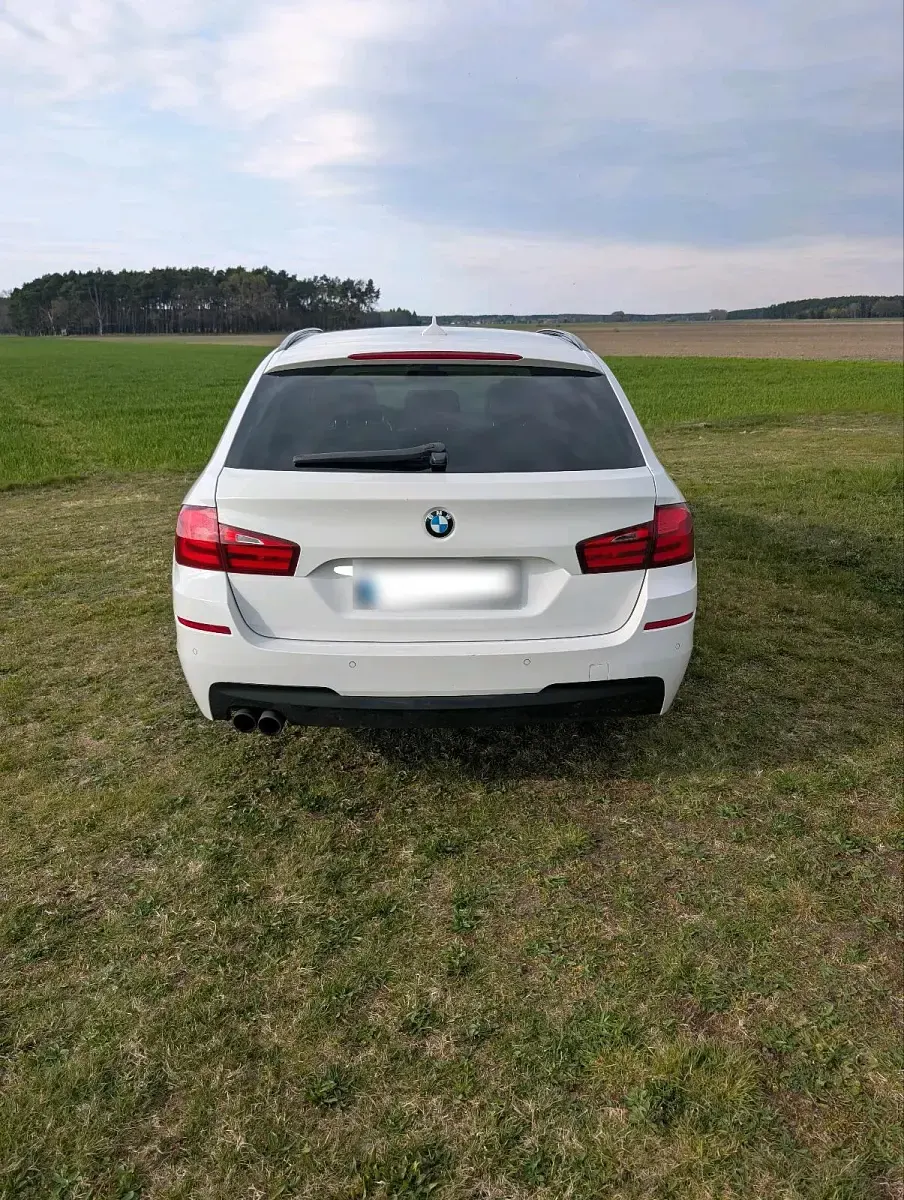 Gebraucht BMW 530 258 PS (189 kW) 2012 Weiß Kombi