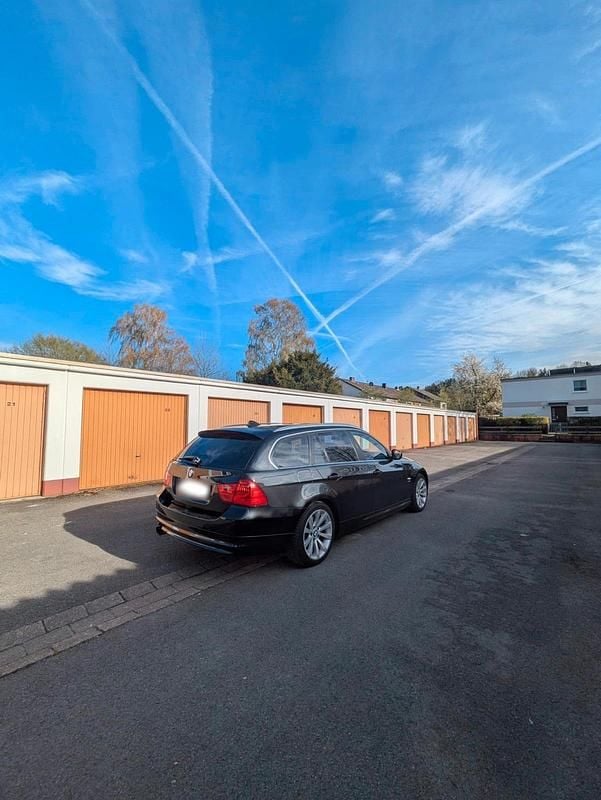 Second-hand BMW 325 218 CP (160 kW) 2011 Negru Break