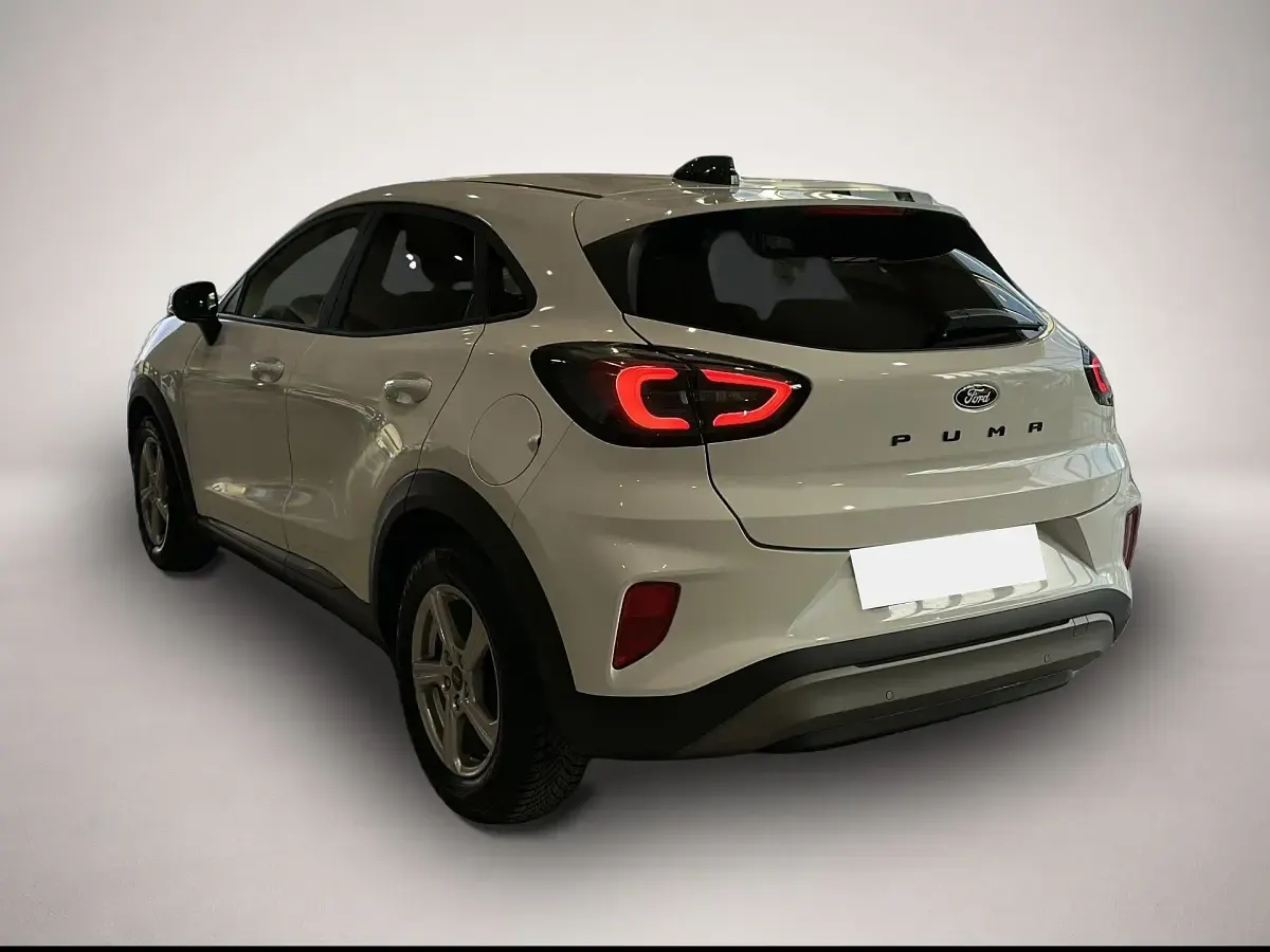 Gebraucht Ford Puma Titanium 125 PS (91 kW) 2024 Weiß SUV