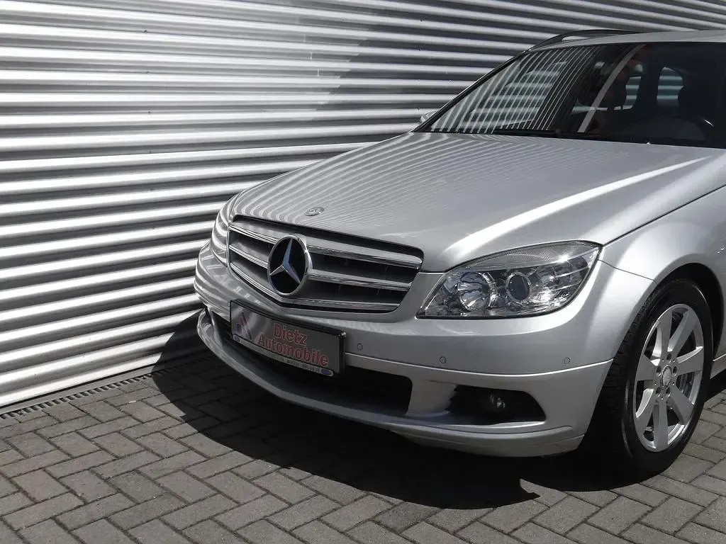 Gebraucht Mercedes C220 170 PS (125 kW) 2010 Silber (metallic) Kombi