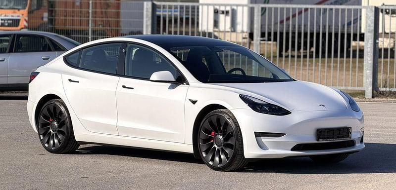 Gebraucht Tesla Model 3 Performance 392 kW (534 PS) 2023 Weiß Limousine