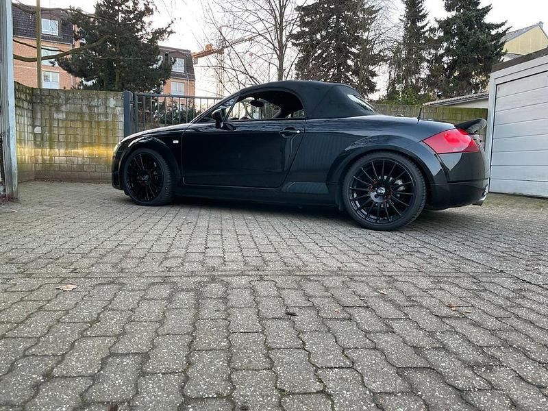 Schwarz Gebraucht 2005 Audi TT Roadster Sport Cabrio | 13.600 € (Fairer Preis) - Bild 1/4
