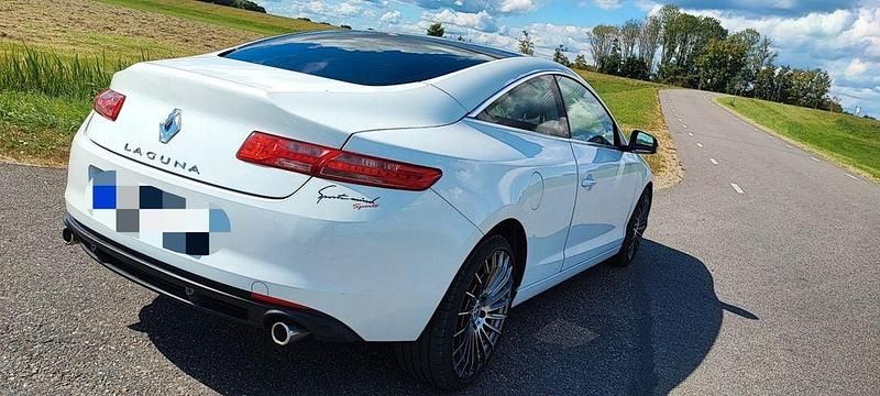 Gebraucht Renault Laguna III 173 PS (127 kW) 2012 Weiß Coupé