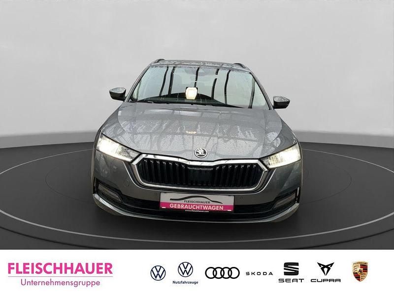 Gebraucht Skoda Octavia Ambition 116 PS (85 kW) 2022 Grau Kombi