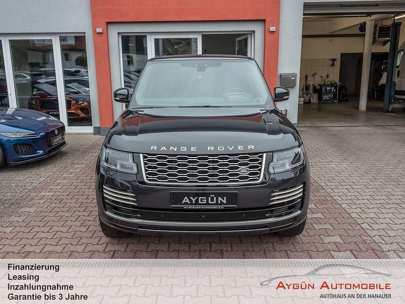 Grau Gebraucht 2021 Land Rover Range Rover SUV | 84.995 € - Bild 1/4