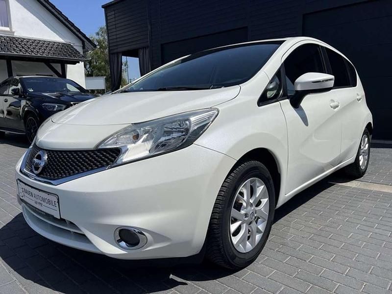 Weiß Gebraucht 2014 Nissan Note Acenta Van / Kleinbus | 6.470 € (Etwas zu teuer) - Bild 1/4