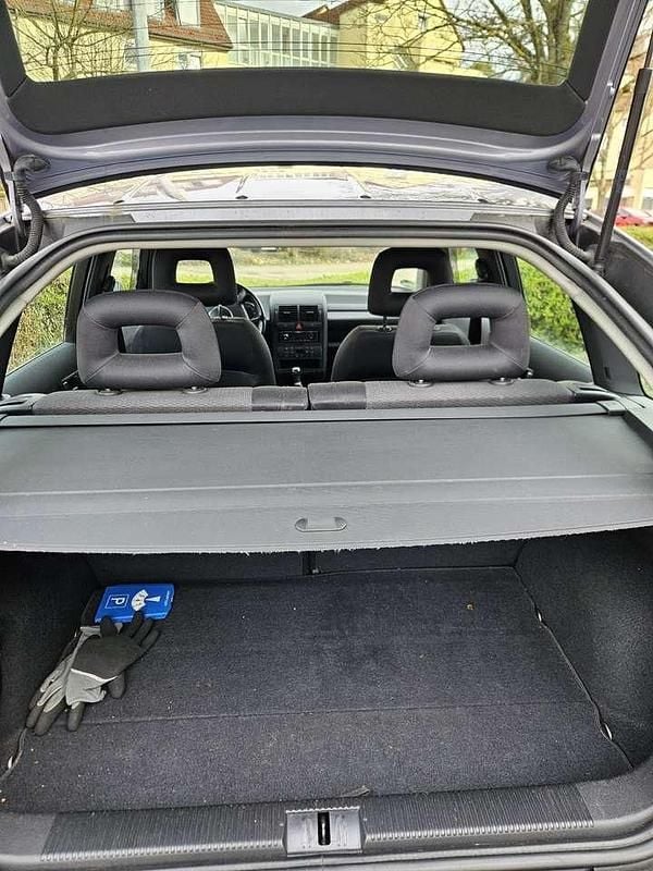 Gebraucht Audi A2 75 PS (55 kW) 2005 Blau Kleinwagen