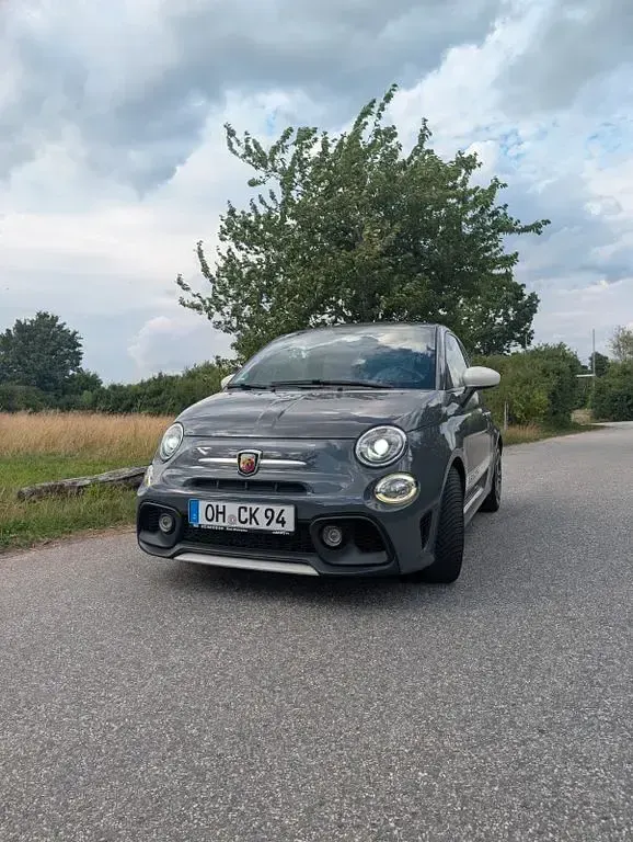 Gebraucht Abarth 595 70th Anniversary 145 PS (106 kW) 2020 Grau Kleinwagen