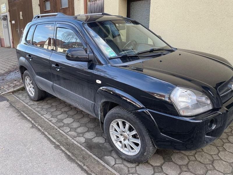 Gebraucht Hyundai Tucson 141 PS (103 kW) 2008 Schwarz SUV