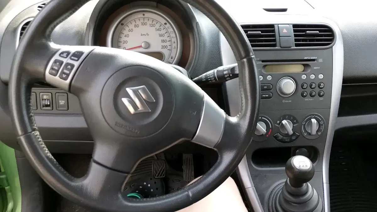 Gebraucht Suzuki Splash 77 PS (56 kW) 2008 Grün Kleinwagen