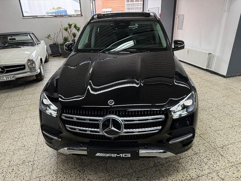 Gebraucht Mercedes GLE350 197 PS (144 kW) 2025 Schwarz SUV