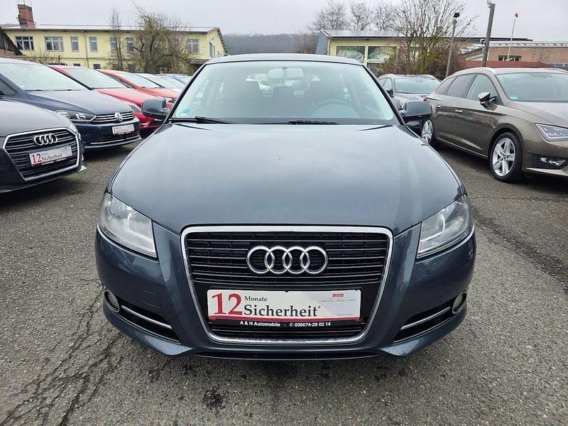 Gebraucht Audi A3 Ambition 140 PS (102 kW) 2011 Grau Kleinwagen