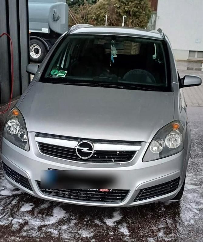 Silber Gebraucht 2006 Opel Zafira Van / Kleinbus | 3.200 € (Etwas zu teuer) - Bild 1/4