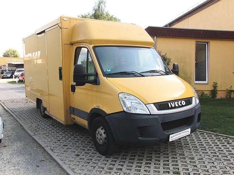 Gebraucht Iveco Daily 106 PS (77 kW) 2009 Gelb Van / Kleinbus