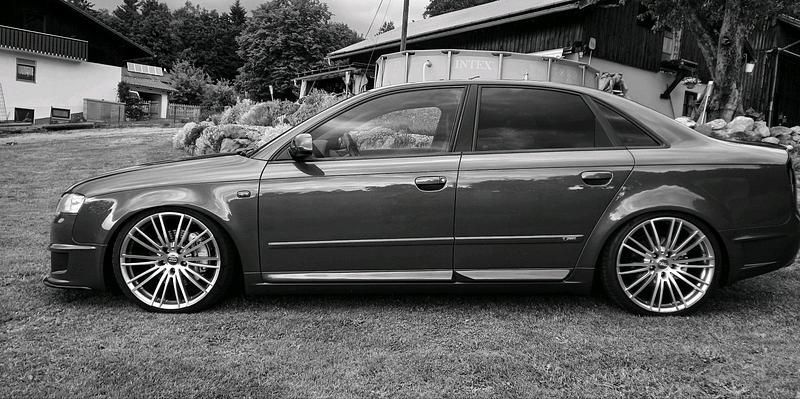 Gebraucht Audi A4 220 PS (161 kW) 2005 Blau Limousine