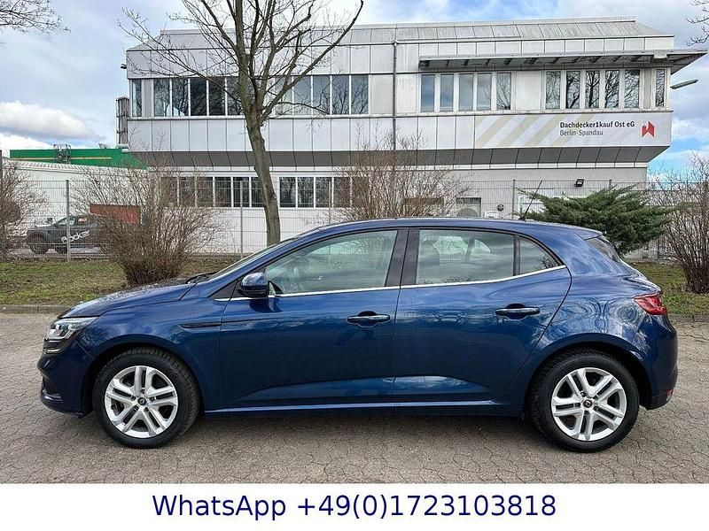 Gebraucht Renault Mégane IV 140 PS (102 kW) 2020 Blau Limousine