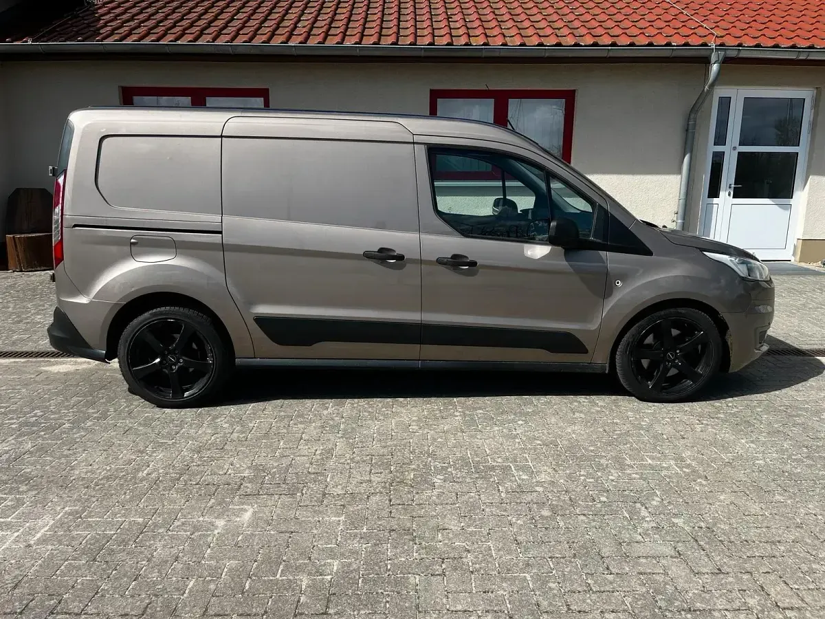 Gebraucht Ford Transit Connect 120 PS (88 kW) 2018 Grau Van / Kleinbus