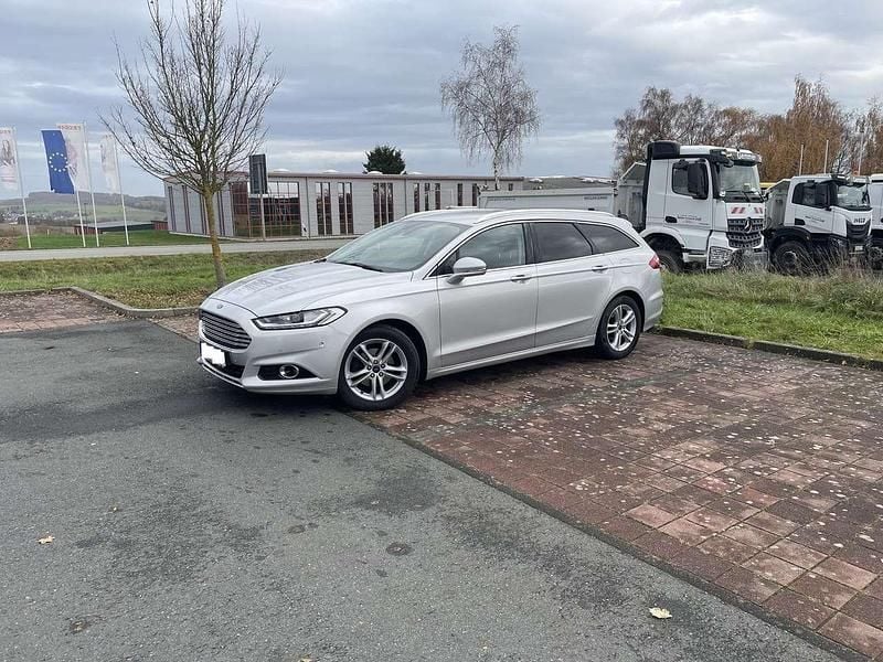 Silber Gebraucht 2018 Ford Mondeo Titanium Kombi | 8.800 € (Guter Preis) - Bild 1/4