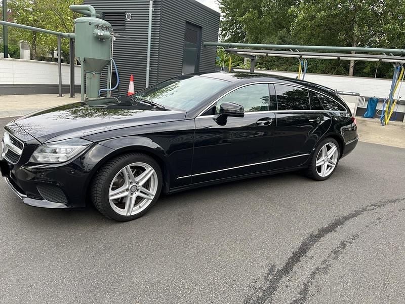 Gebraucht Mercedes CLS220 170 PS (125 kW) 2016 Schwarz Kombi