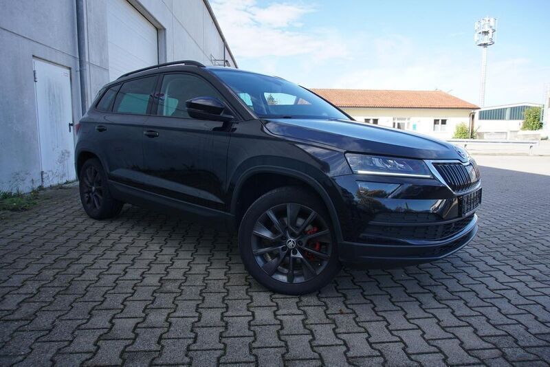 Schwarzmagic perleffekt Gebraucht 2019 Skoda Karoq Style SUV | 23.995 € (Fairer Preis) - Bild 1/4