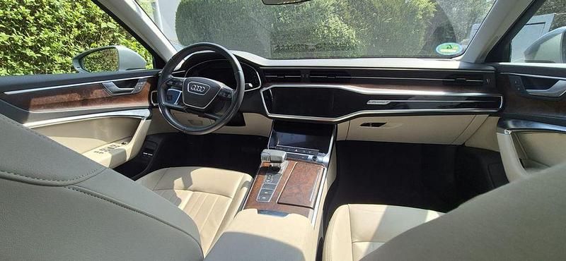 Second-hand Audi A6 Premium 299 CP (219 kW) 2020 Argintiu Berlinǎ