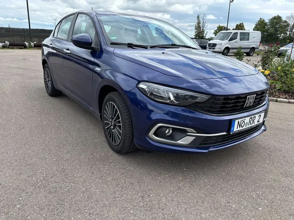 Gebraucht Fiat Tipo Urban 131 PS (96 kW) 2025 Blau Limousine
